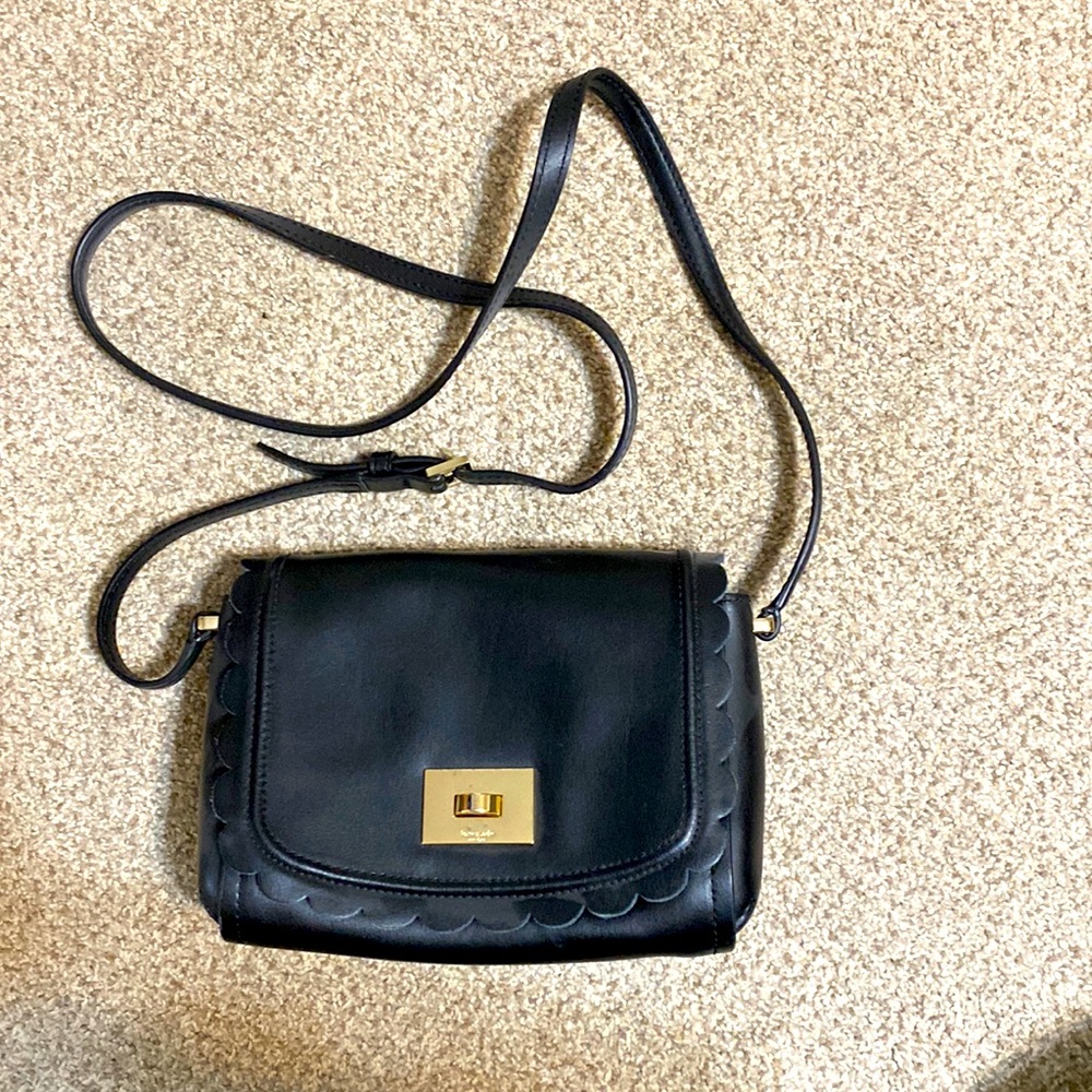 Black Kate spade bag